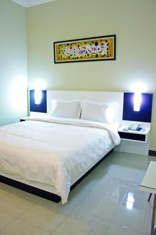 Hotel Orlen Yogyakarta Habitación foto
